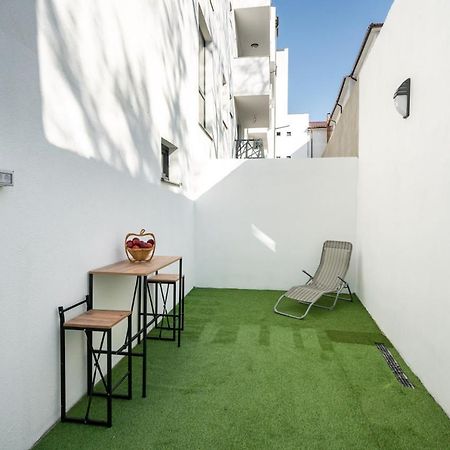 Central Apartment Diamond Bukarest Kültér fotó