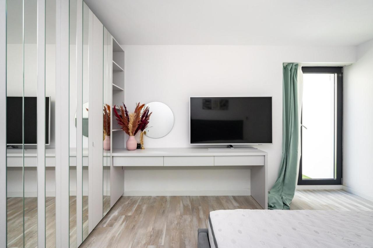 Central Apartment Diamond Bukarest Kültér fotó